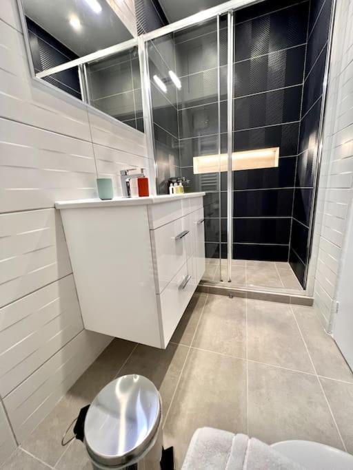 Lovely Studio 3-Min From Beach Palaio Faliro Экстерьер фото
