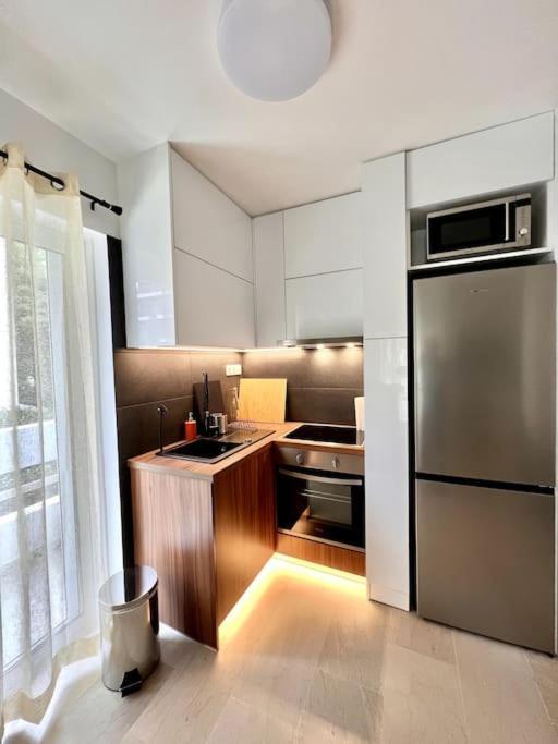 Lovely Studio 3-Min From Beach Palaio Faliro Экстерьер фото