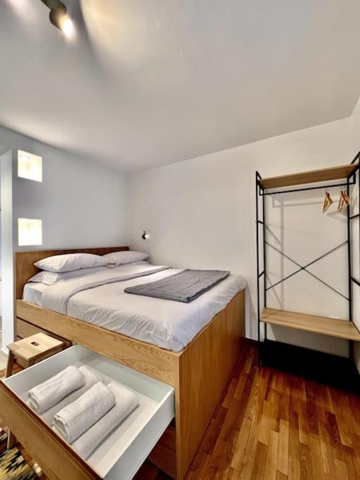 Lovely Studio 3-Min From Beach Palaio Faliro Экстерьер фото